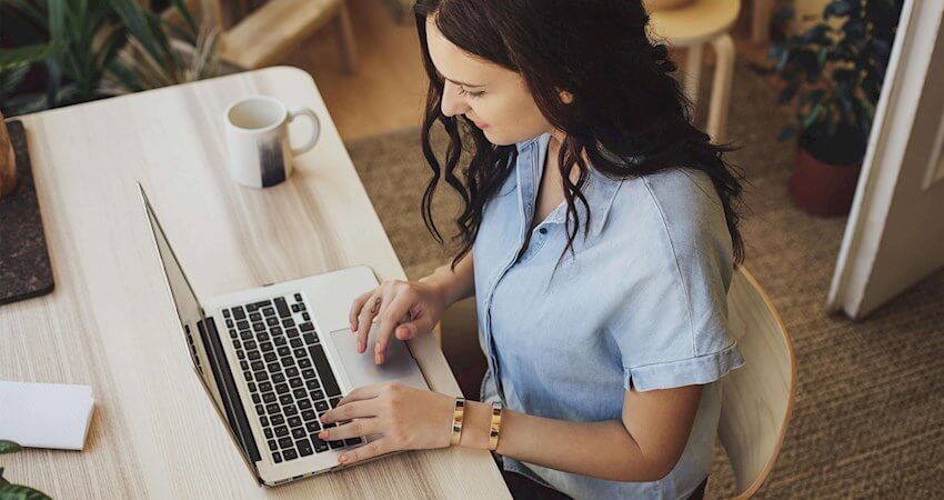 Teletrabajar a causa del Coronavirus: 8 consejos y 25 herramientas